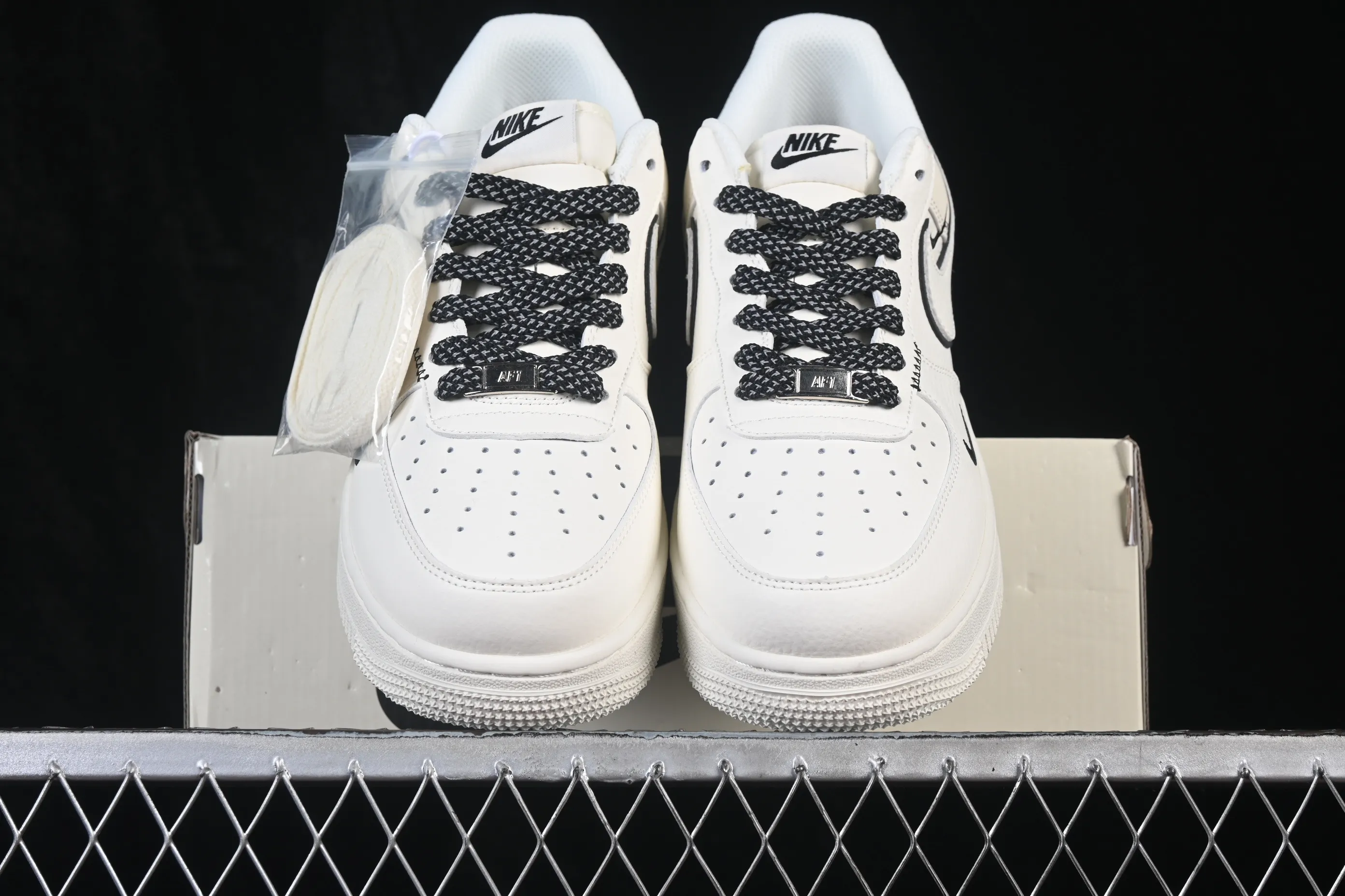 All categories Nk Air Force 1 Air Force series Nk Air Force 1 Low Air Force low-top Nike Air Force 1'07 Low Off-white Air Force One low-top casual sneakers MM5288-082